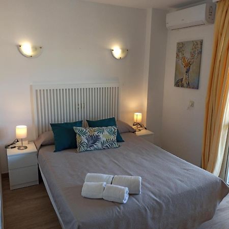 Apartamento En Edificio Stella Maris Фуeнхирола Екстериор снимка