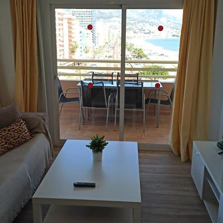 Apartamento En Edificio Stella Maris Фуeнхирола Екстериор снимка