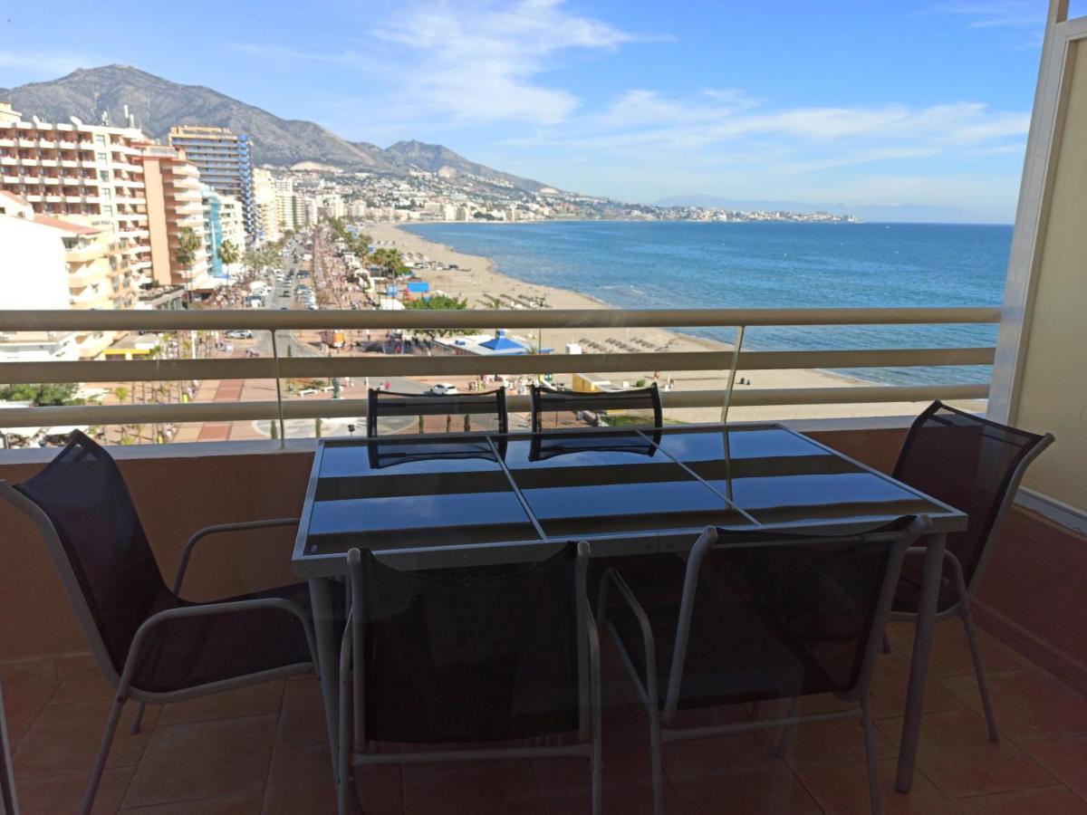 Apartamento En Edificio Stella Maris Фуeнхирола Екстериор снимка